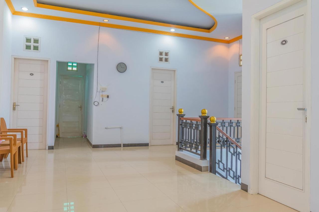 Reddoorz Syariah @ Puri Kalijaga Street Hotel Cirebon Kültér fotó