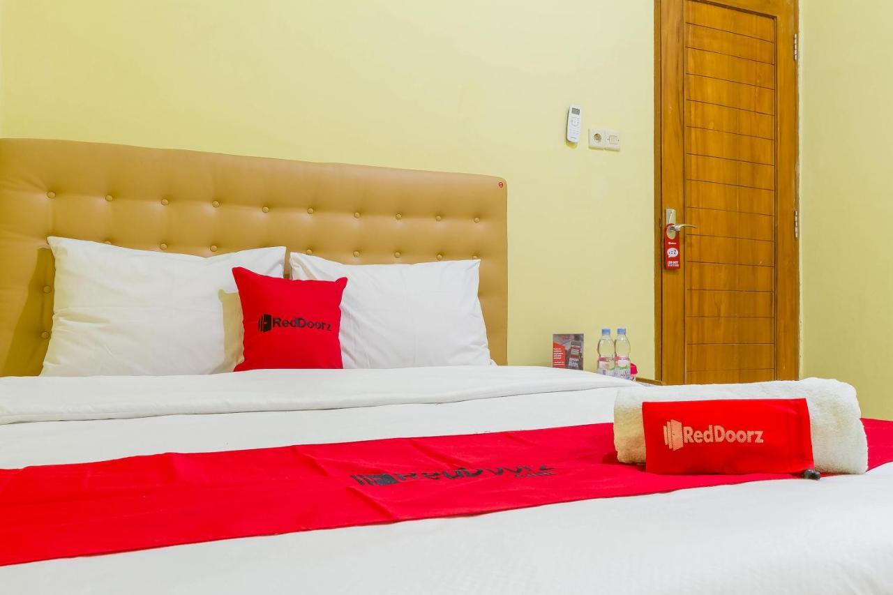 Reddoorz Syariah @ Puri Kalijaga Street Hotel Cirebon Kültér fotó